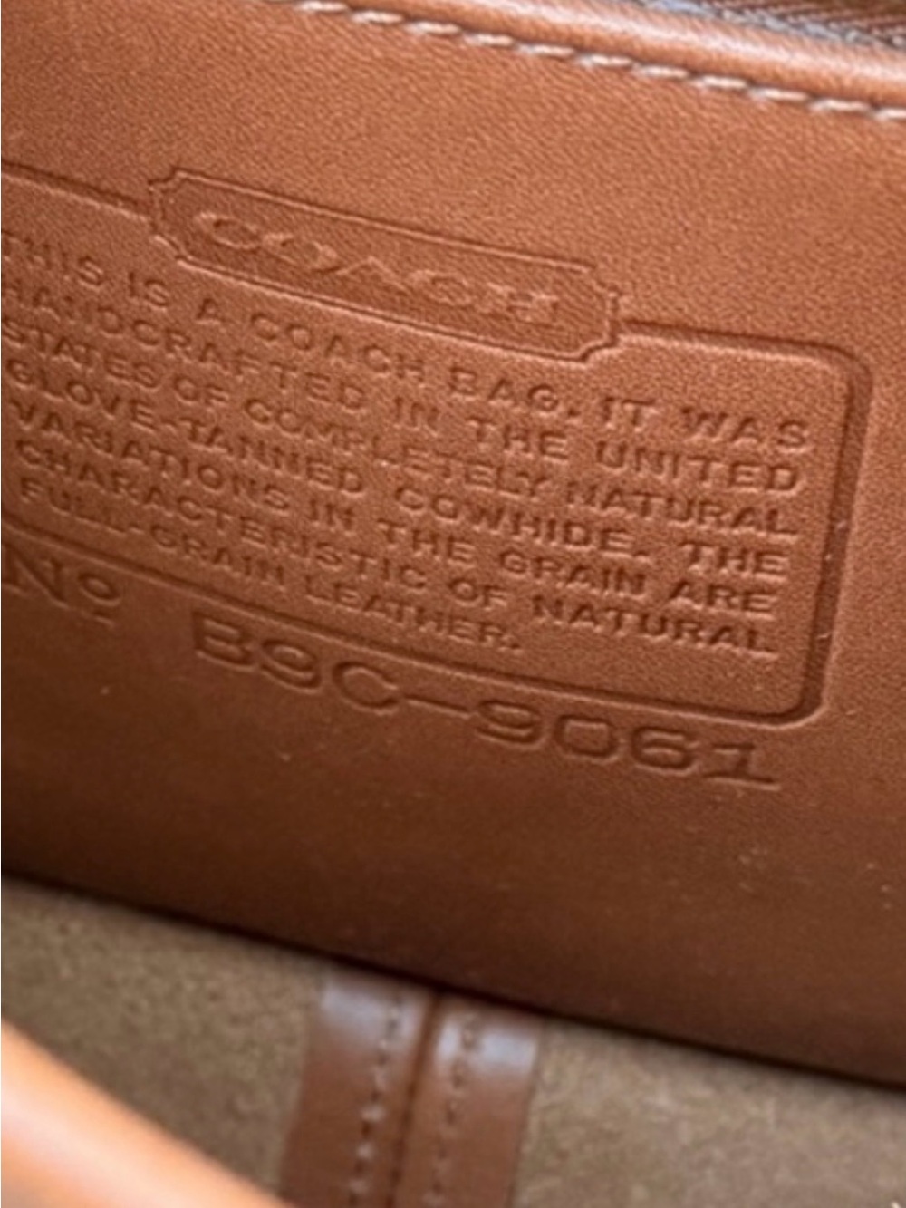 Vintage Coach Rambler’s Legacy 9061 – Like New - Picture 11 of 11